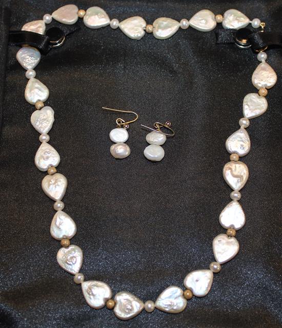 Freshwater pearl necklace and earrings